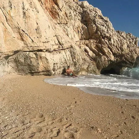 Appartement 10 Minutes Walk To The Beach, 1+1 Residence, *